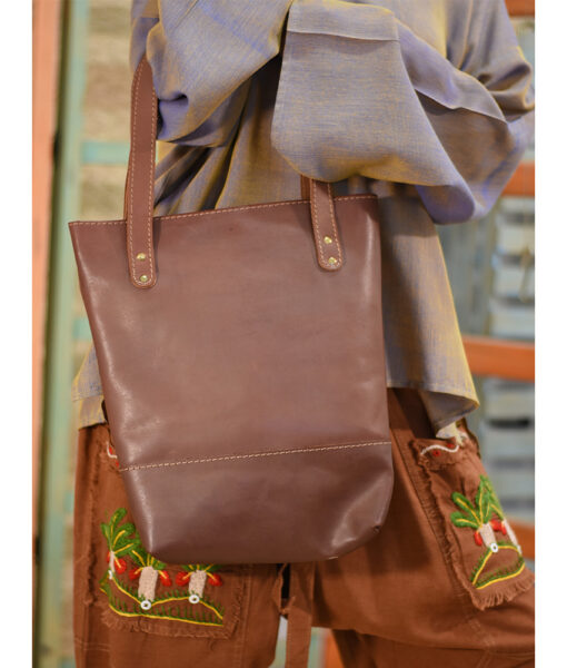 Brown Genuine Leather hand bag handmade in Egypt and available at Jozee Boutique.