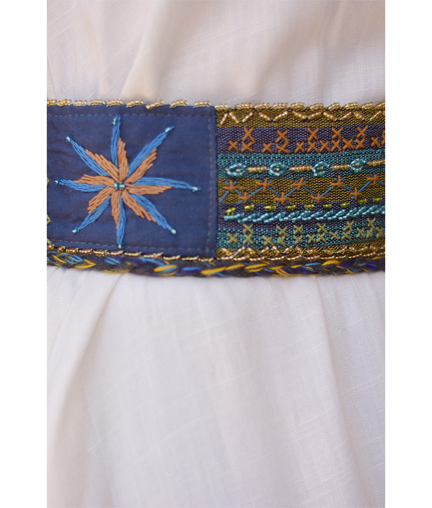 Multicolored Saint Catherine Embroidered Thin Belt